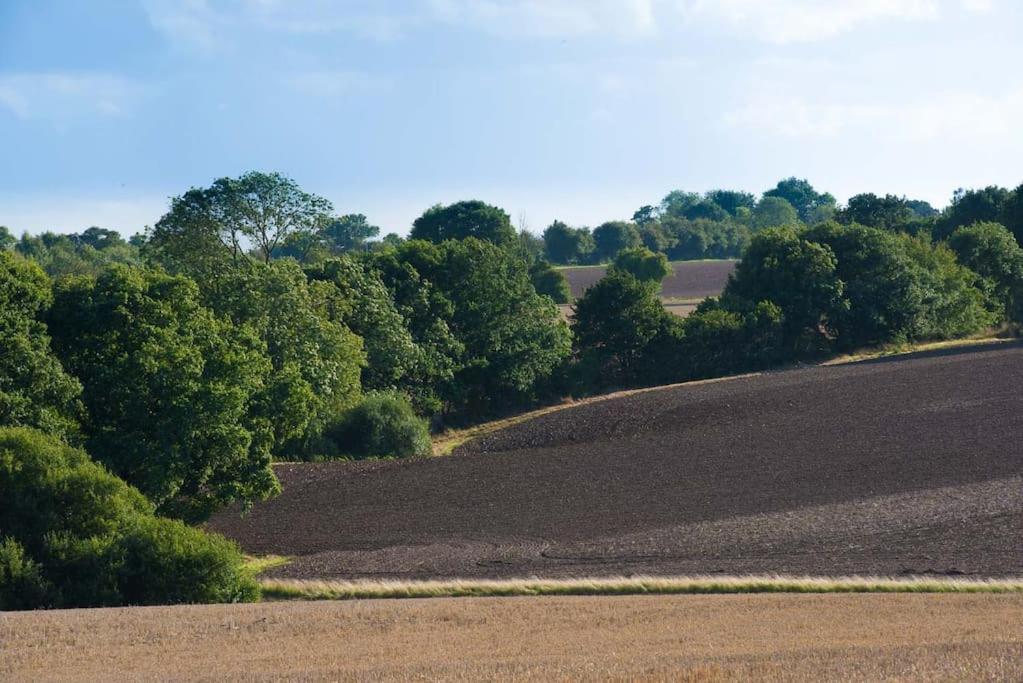The Stables, Relax In 5 Star Style And Comfort With Lovely Walks All Around Maplestead Exteriér fotografie
