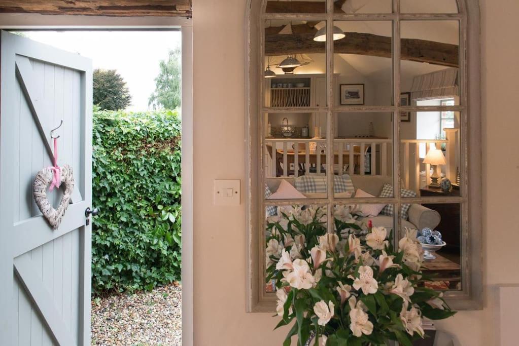 The Stables, Relax In 5 Star Style And Comfort With Lovely Walks All Around Maplestead Exteriér fotografie